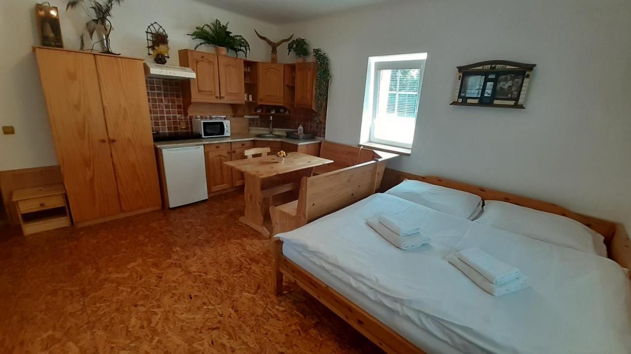 Resort Chribska Apartmany Adri Buitenkant foto