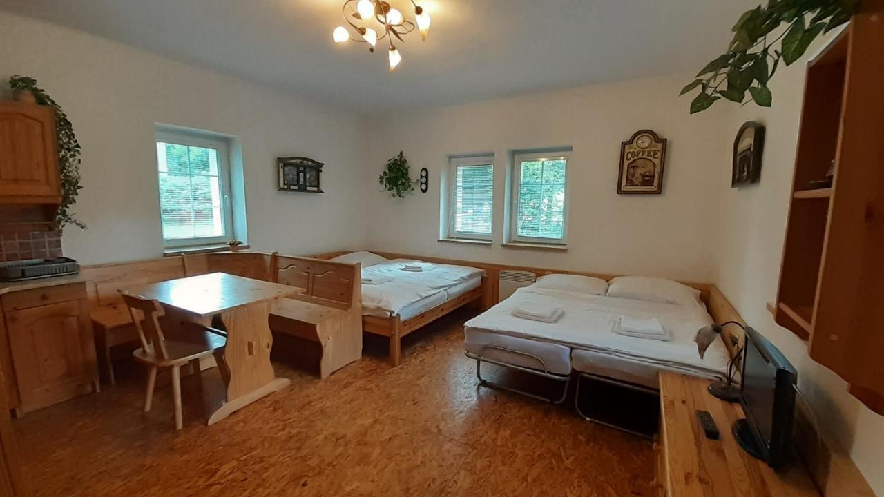 Resort Chribska Apartmany Adri Buitenkant foto